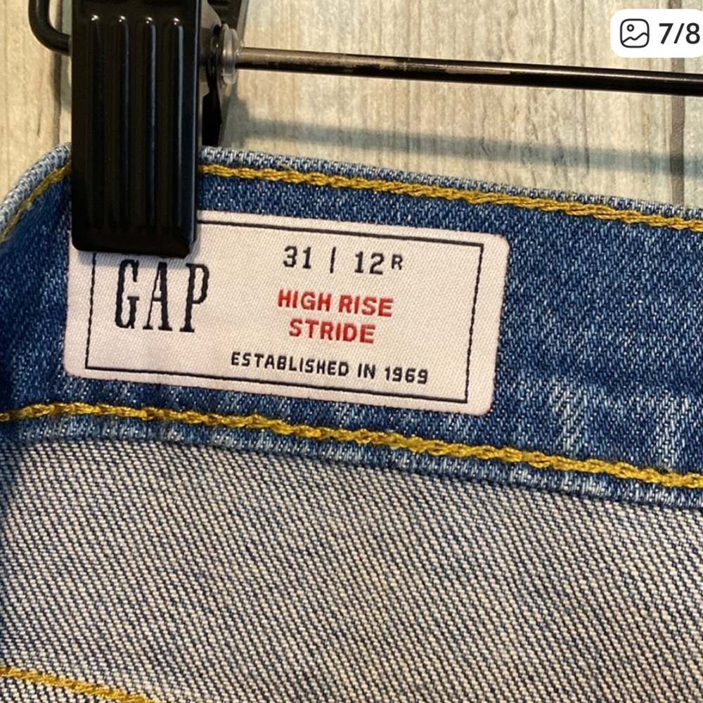 NWOT Gap High Rise Stride Wide-Leg Jeans | Size 31/12R | light/Medium Wash - Picture 4 of 4